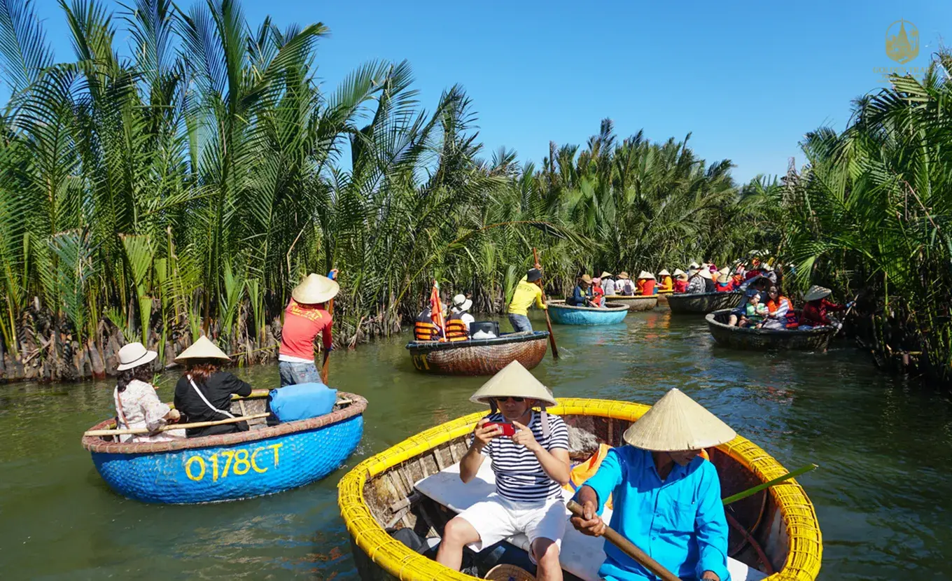 Northern Vietnam Colors to Central Heritage: 15-Day Trekking, Culture & Scenic Adventure